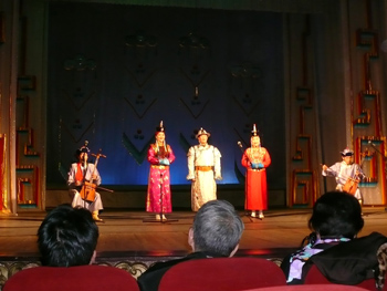 モンゴル伝統民族舞踊コンサート