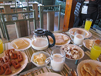 ある日の朝ごはん。スーテーツァイとホーショル! ある日の朝ごはん。スーテーツァイとホーショル!