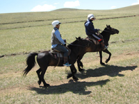 モンゴル式掛け声は“チョー”です。